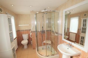 HOUSE BATHROOM - click for photo gallery